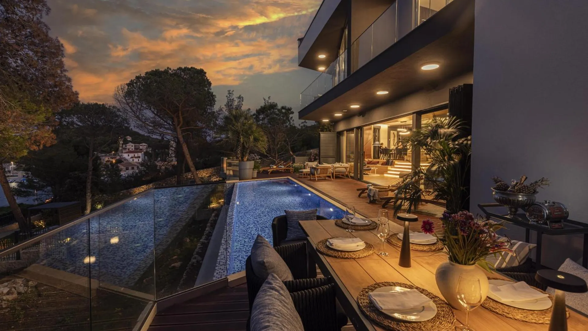 Delightful Mali Losinj Villa Hera 5 Bedrooms Breathtaking Views Of The Adriatic Sea Private Home Cinema Outdoor Heated Infinity Pool